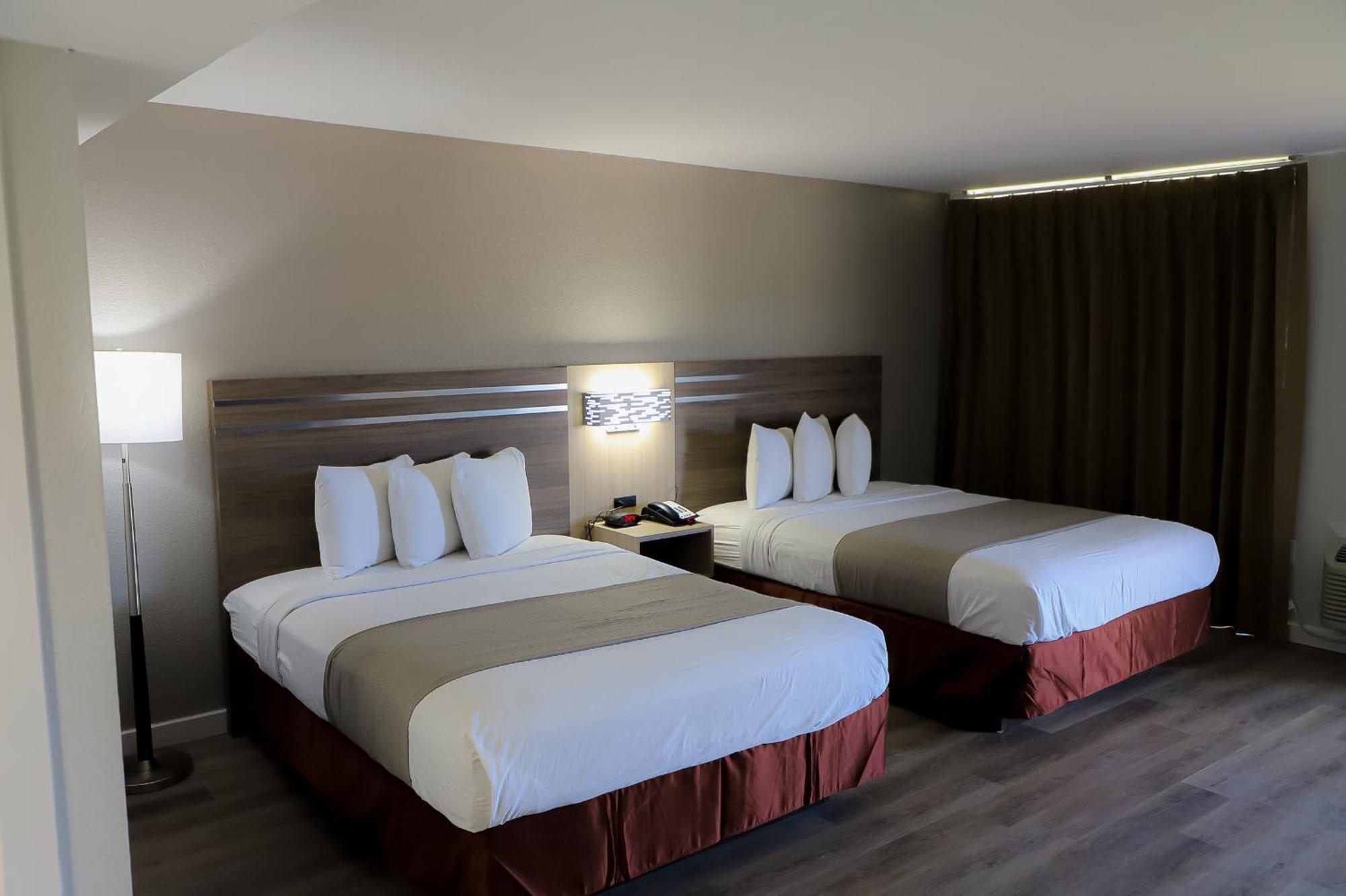 נדרלנד Airport Inn מראה חיצוני תמונה