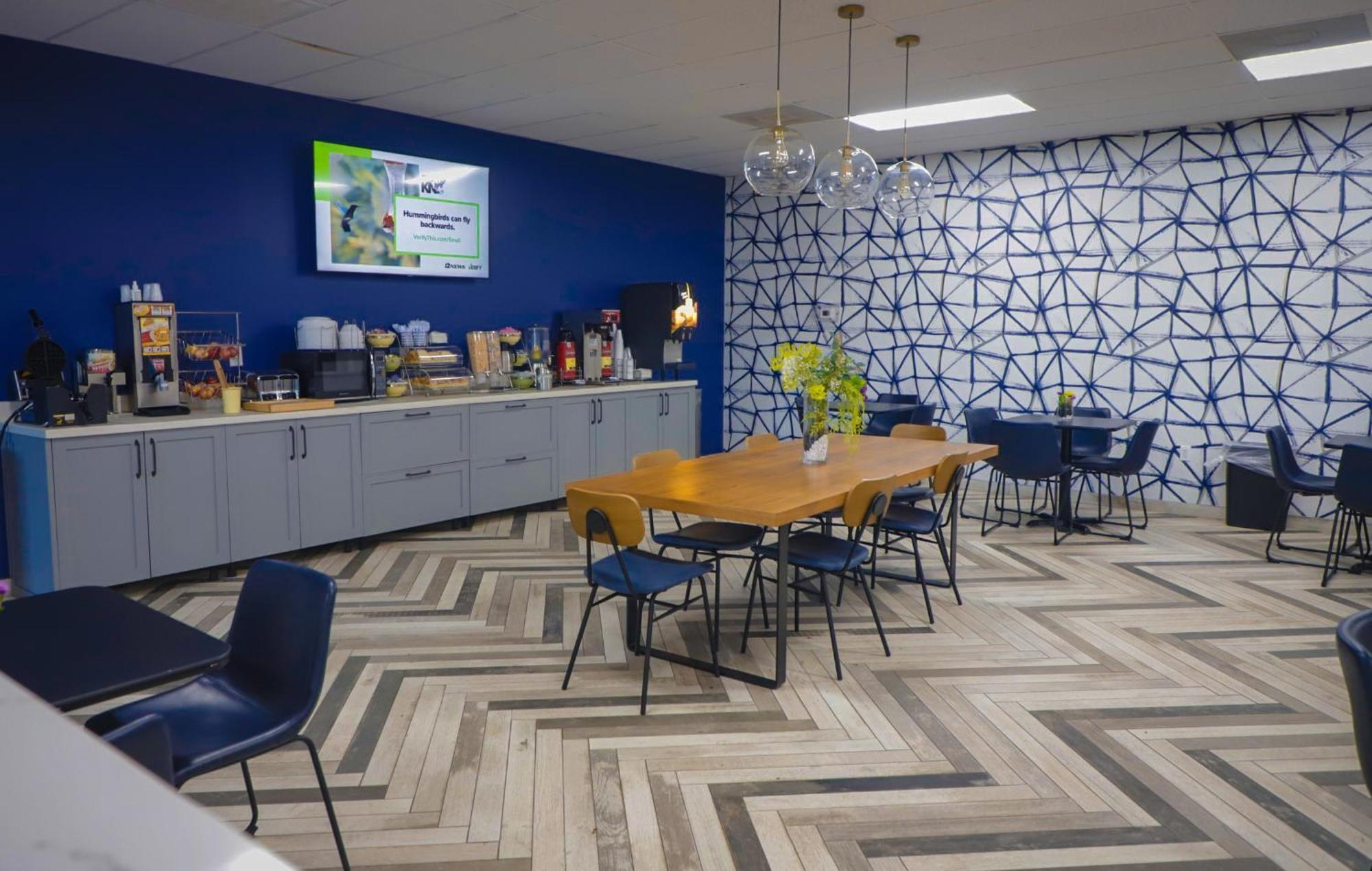 נדרלנד Airport Inn מראה חיצוני תמונה