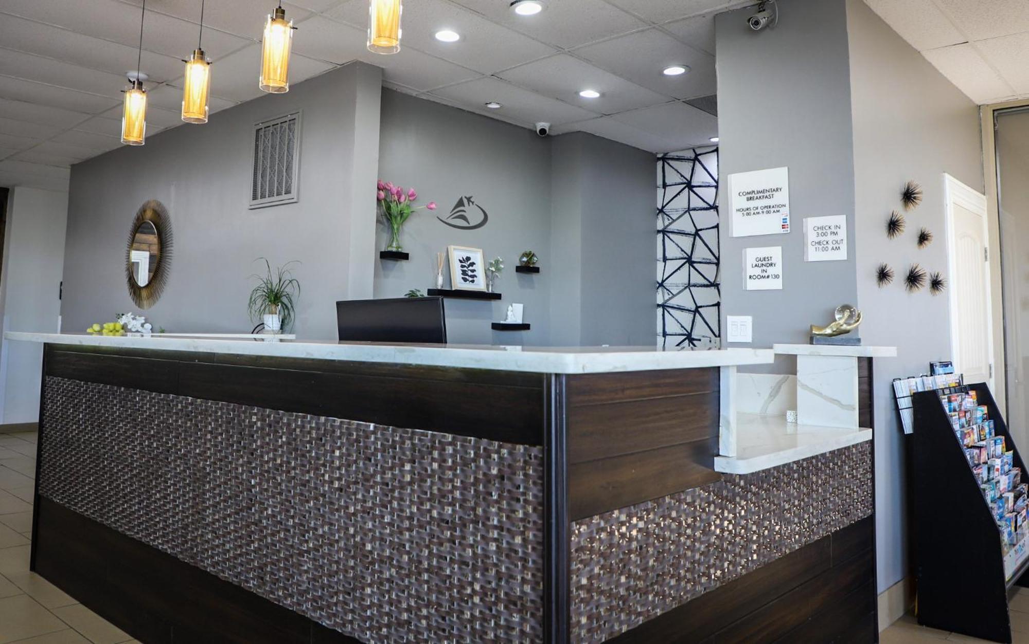 נדרלנד Airport Inn מראה חיצוני תמונה