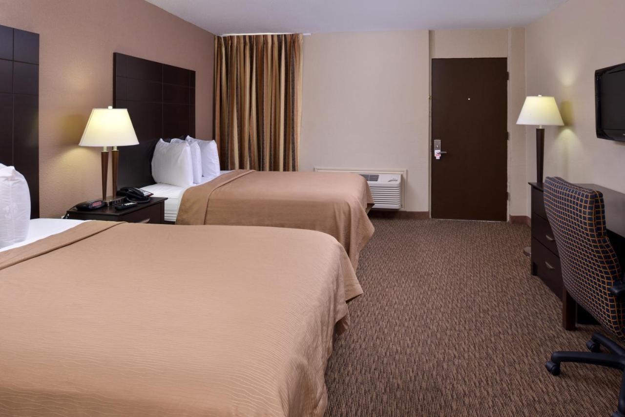 נדרלנד Airport Inn מראה חיצוני תמונה