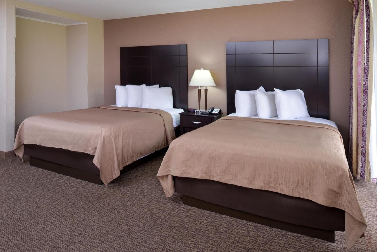 נדרלנד Airport Inn מראה חיצוני תמונה