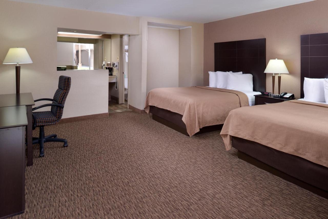 נדרלנד Airport Inn מראה חיצוני תמונה